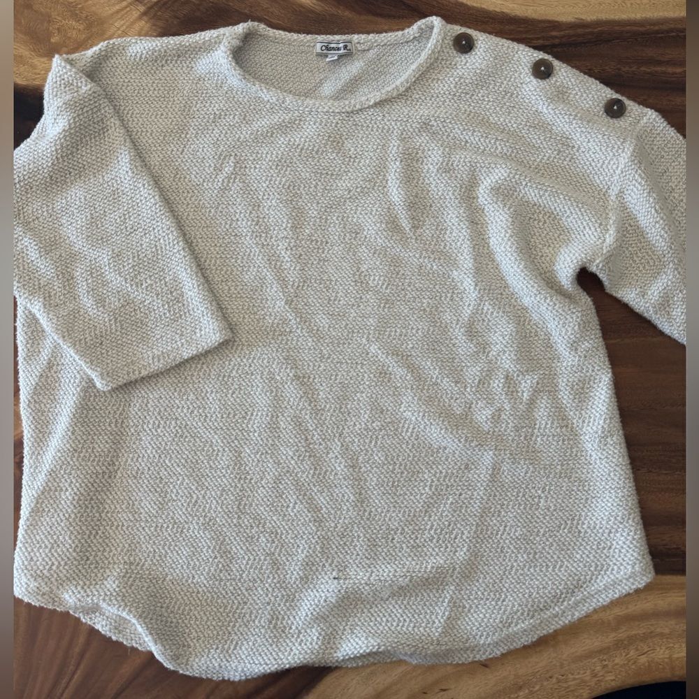 Chances R 3/4 Sleeve Light Sweater Top - Picture 4 of 6